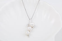 Load image into Gallery viewer, Flash with Three Pearls Sterling Silver Pearl  Pendant with Chain - AZeeMall
